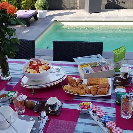Cosy Adults Only Bed & Breakfast Agde