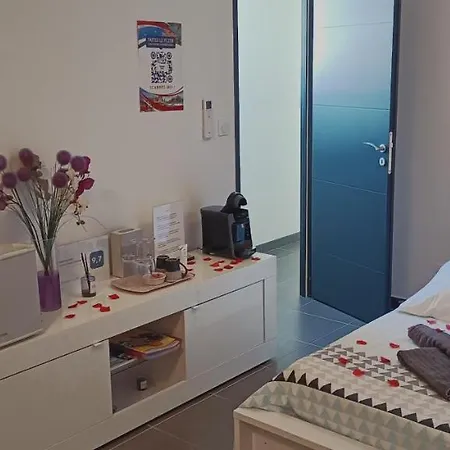 Cosy Adults Only Bed & Breakfast Agde