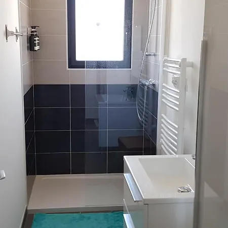 Cosy Adults Only Bed & Breakfast 2*